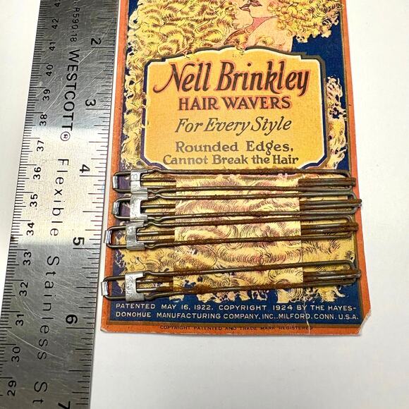Antique/Vintage Set of 4 Flapper Hair Waver Clips 1922 Nell Brinkley on Card - Picture 7 of 10